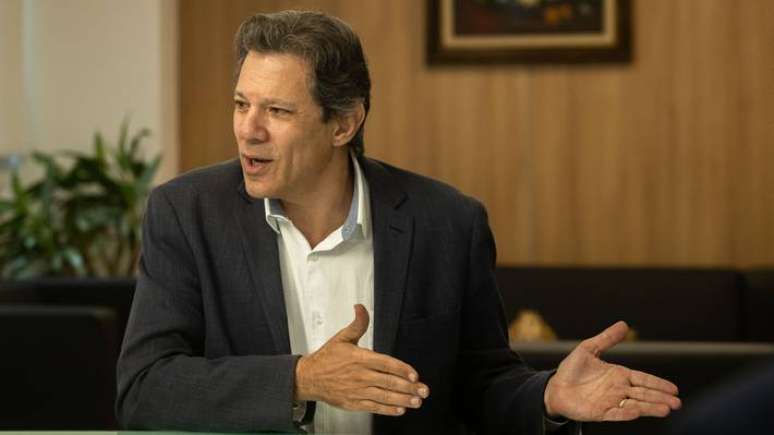 Haddad afirma que governo espera para enviar reforma do imposto de renda