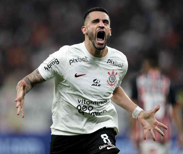 Mano quer R. Augusto em campo; como 1ª mudança no Corinthians ajudará?