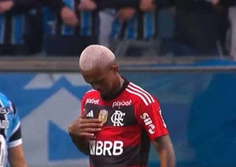 Wesley suspenso para a volta contra o Grêmio, este seria seu substituto no  Flamengo