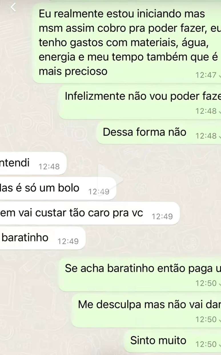 Confeiteira viraliza ao mostrar como conseguiu fazer bolo