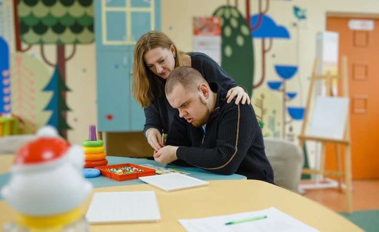 A falta de diagnóstico na infância pode prejudicar a vida do adulto autista 