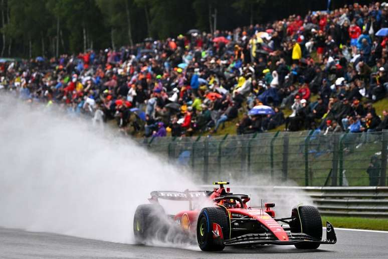 F1: GP de São Paulo deve ter chuva nos treinos desta sexta, 3