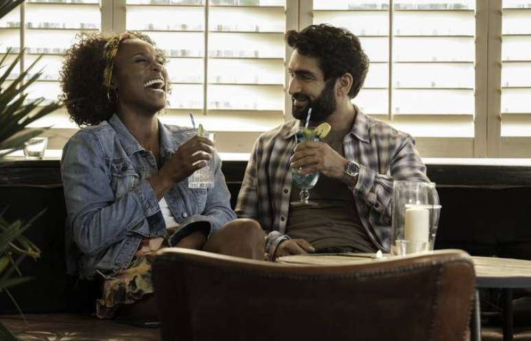 'Um Crime para Dois' &eacute; protagonizado por Issa Rae e Kumail Nanjiana.