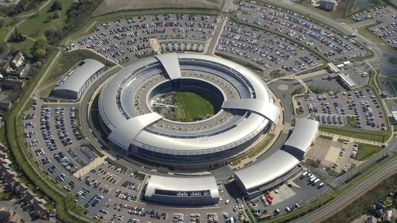 Hackers do Reino Unido operam na Sede de Comunica&ccedil;&otilde;es do Governo (GCHQ, na sigla em ingl&ecirc;s), em Cheltenham
