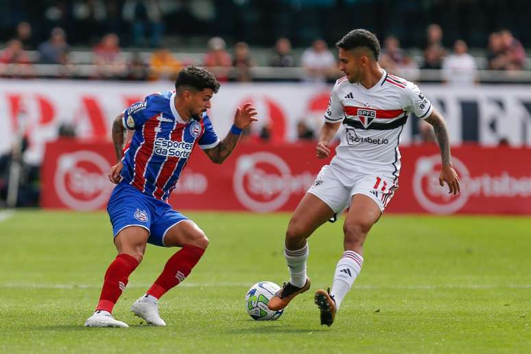 Disputa entre jogadores do São Paulo e Bahia 