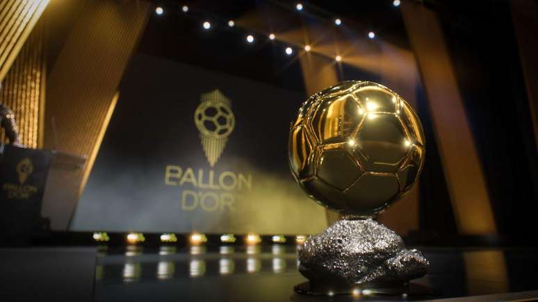 EA Sports FC 24 contará com o prêmio Bola de Ouro no modo carreira.