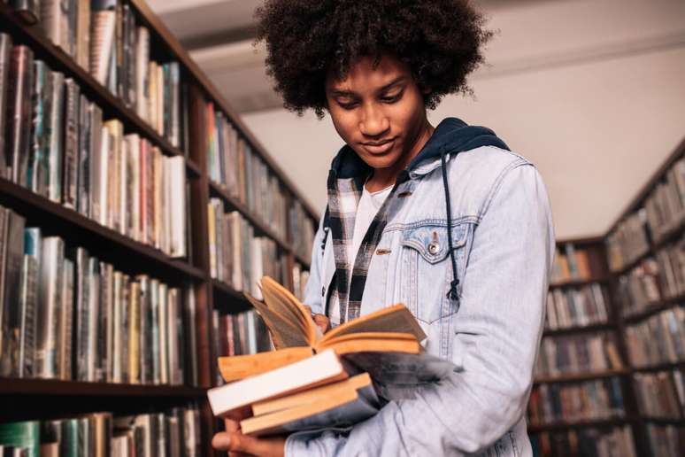 Professores indicam títulos fundamentais para uma vida acadêmica mais produtiva