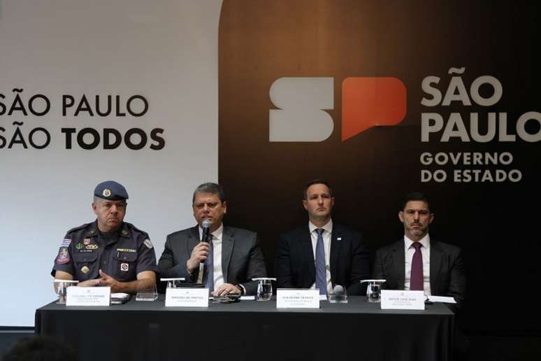 Em coletiva de imprensa na segunda-feira, 31, Tarcísio (Republicanos) disse que irá aumentar efetivo na Baixada Santista