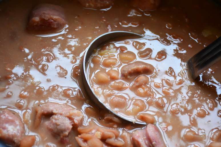 Feijão é um dos pratos mais clássicos da culinária brasileira