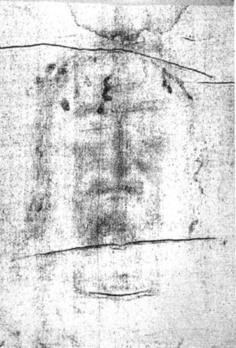 Para a Ci&ecirc;ncia e muitos pesquisadores ligados &agrave; hist&oacute;ria da religi&atilde;o, tudo indica que o Santo Sud&aacute;rio seja uma fraude medieval