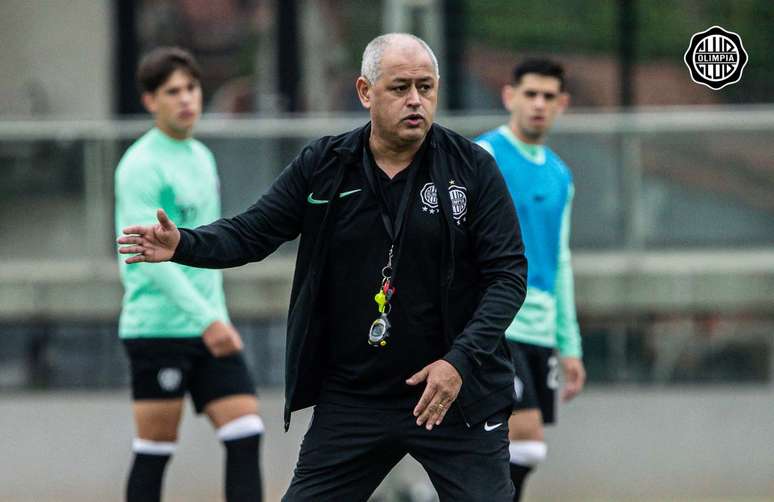 Arce durante treino do Olimpia &ndash;
