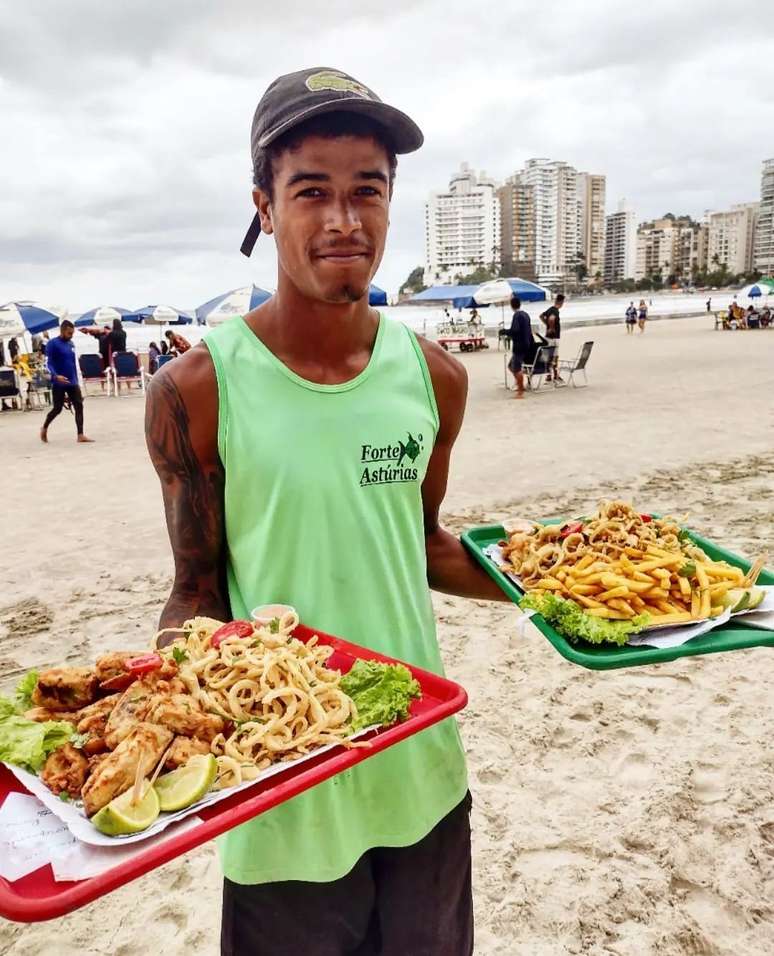 Filipe do Nascimento, de 22 anos, trabalhava em uma barraca de praia em Guarujá, no litoral de São Paulo