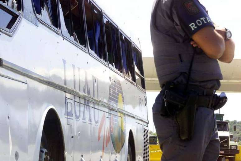 Policiais envolvidos na Operação Castelinho terminaram absolvidos pela Justiça