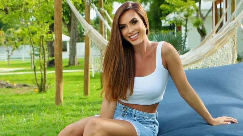 Nicole Bahls agenciada por Marlene Mattos –