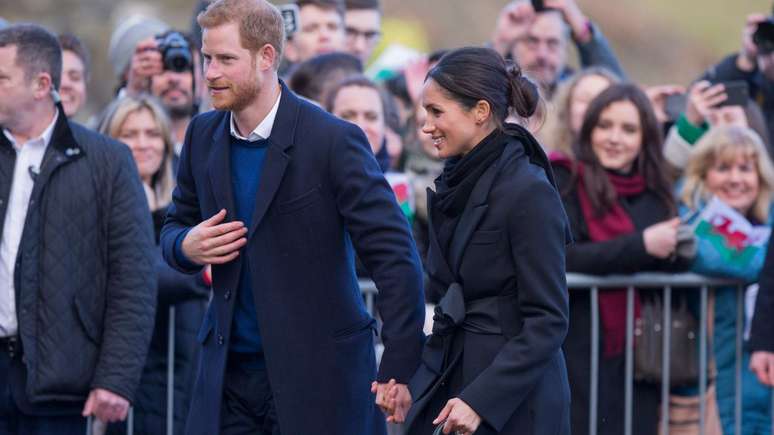 Harry e Meghan são ignorados pela família real no evento de 1 ano da morte da Rainha -