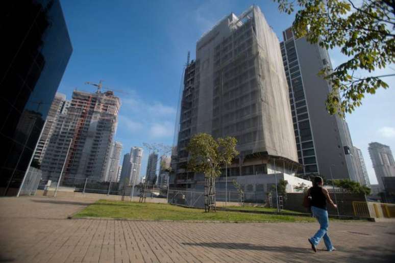 Lei de Zoneamento define quais locais poderão receber prédios sem limite de altura, como entorno da Estação Brooklin (foto)