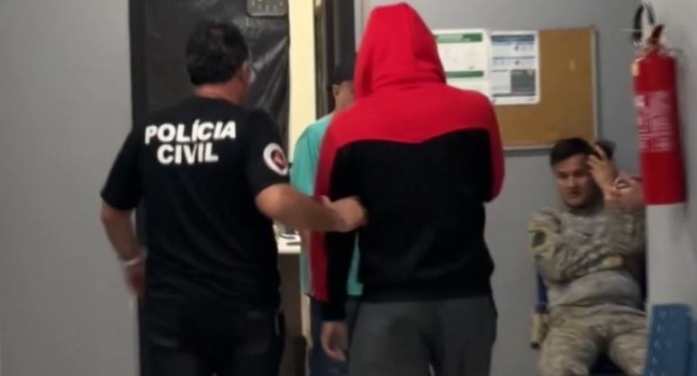 Jovem foi preso pela Polícia Civil em Guarujá, litoral paulista