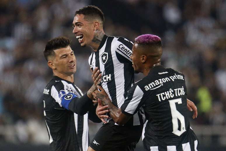 Botafogo de Futebol e Regatas - Jogar bem e vencer