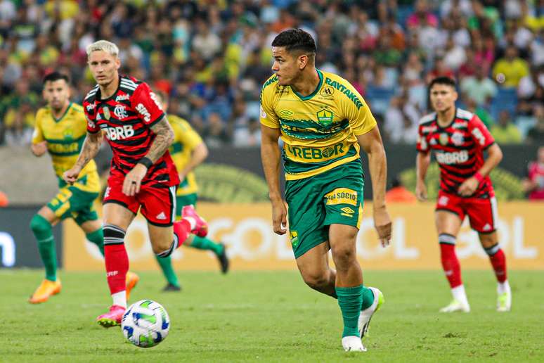 Flamengo pode ter retorno de Pedro para jogo contra o Corinthians