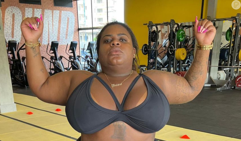 Jojo Todynho passa por cirurgia bari&aacute;trica, mas opta pelo sigilo por medo do cancelamento.