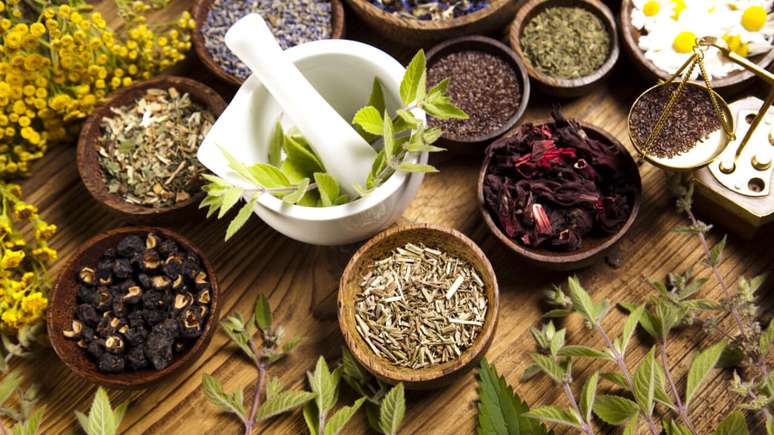 Esses banhos garantem prosperidade para quem os faz -