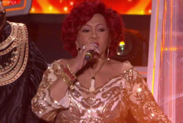 Aos 75 anos, 'marrom', como &eacute; conhecida, brilhou no palco do 'Crian&ccedil;a Esperan&ccedil;a'