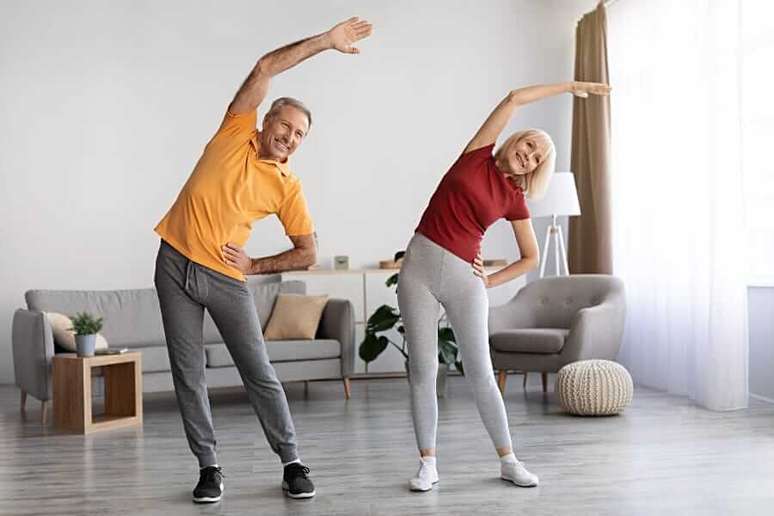These 8 daily habits add up to 24 years to your life