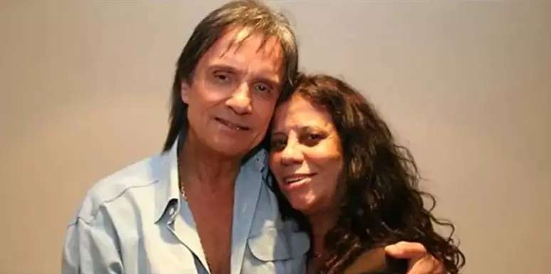 Namorados na adolesc&ecirc;ncia, Roberto Carlos e Maria Gladys se reencontraram nos bastidores de um show do cantor