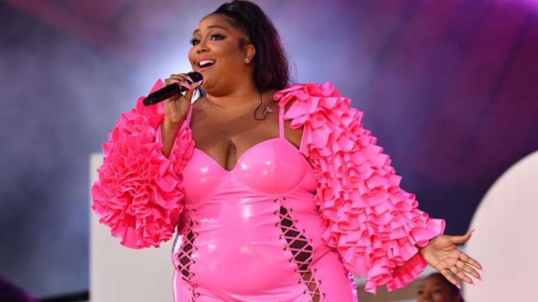 Lawyer unveils new charges against singer Lizzo