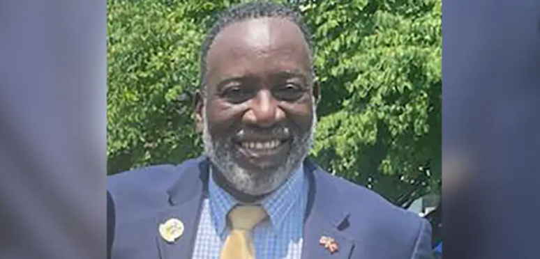 Patrice, de 60 anos, estava comemorando com a fam&iacute;lia o seu novo emprego