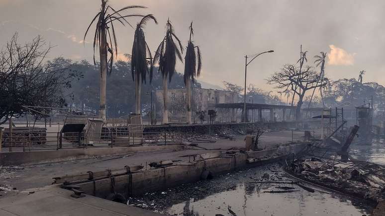 Lahaina, principal destino turístico da ilha, foi devastada