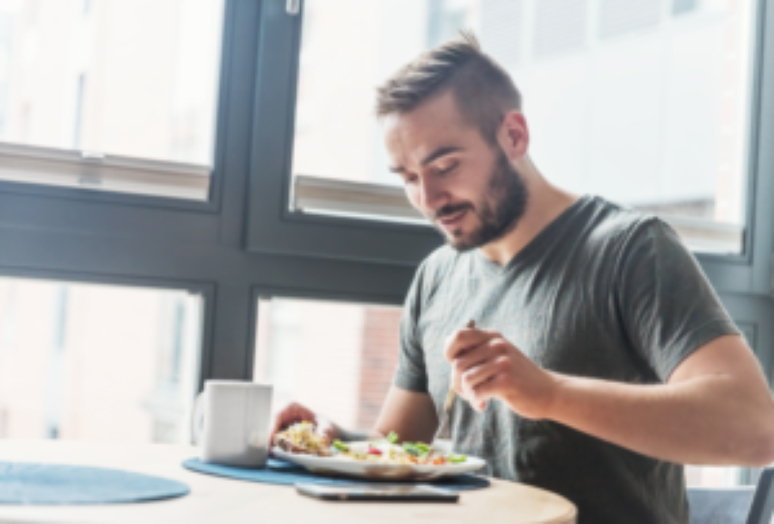 Alimentos que ajudam na recuperação muscular pós-treino Conheça os principais!