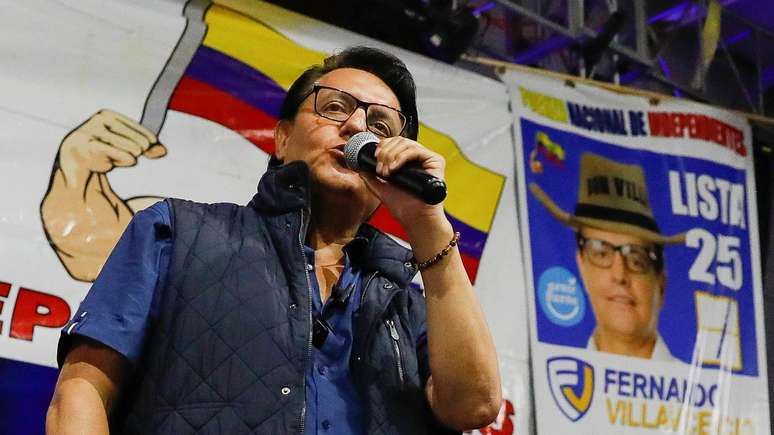Fernando Villavicencio em evento de campanha na quarta-feira (9/8), antes de ser assassinado, em Quito