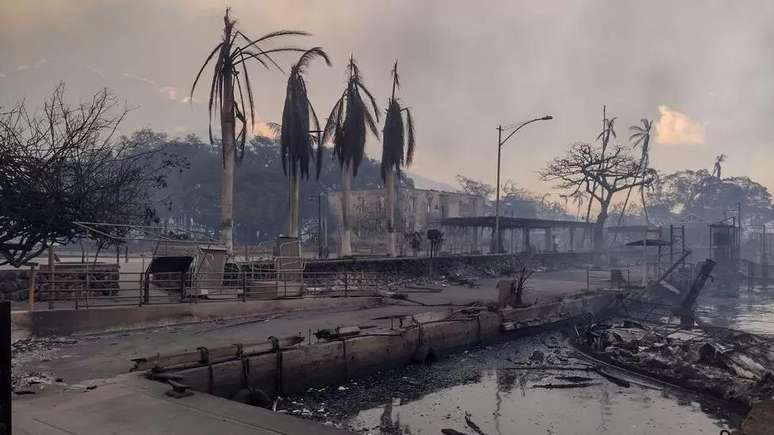 Lahaina, principal destino turístico da ilha, foi devastada