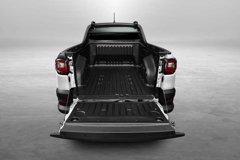 Fiat Strada Endurance Cabine Plus 2024