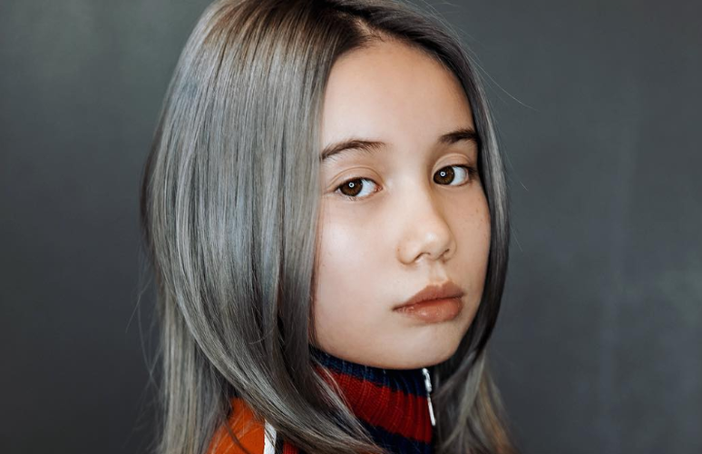 Lil Tay, cujo nome verdadeiro era Claire Eileen Qi Hope, morreu aos 14 anos