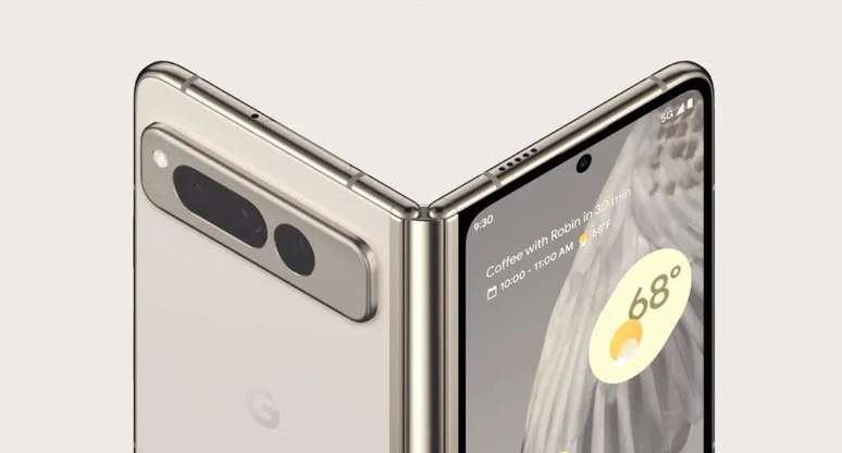 Google may claim the durability of leaflets, but its own model couldn't take the hit (Image: Disclosure/Google) Google may claim the durability of leaflets, but its own model couldn't take the hit (Image: Disclosure/Google)