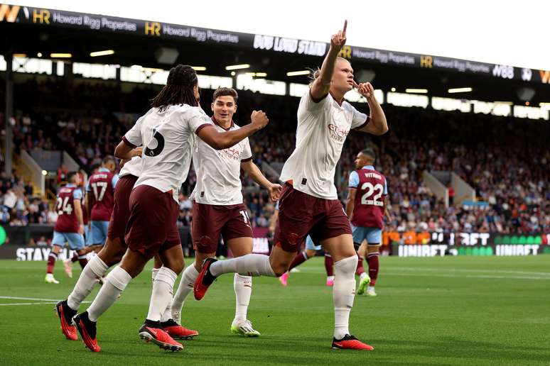 Manchester City vence jogo inaugural da Liga Inglesa com dois golos de  Haaland - SIC Notícias