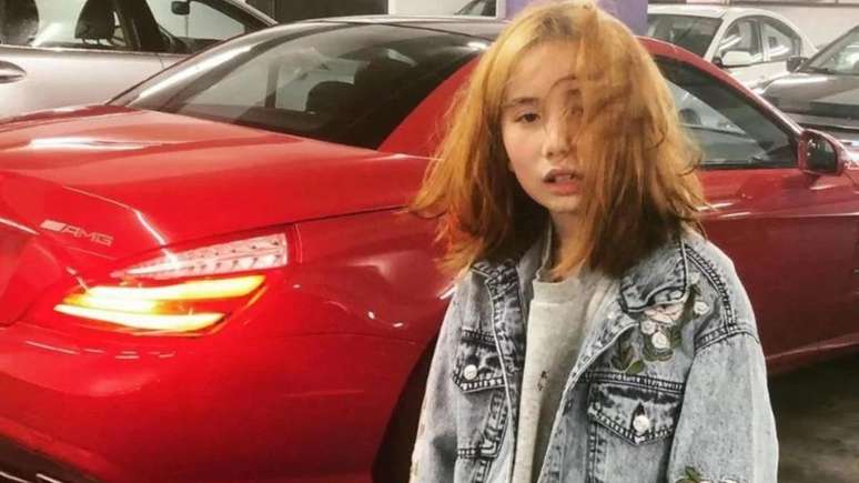 Falsa morte de Lil Tay foi golpe de marketing, diz ex-empresário