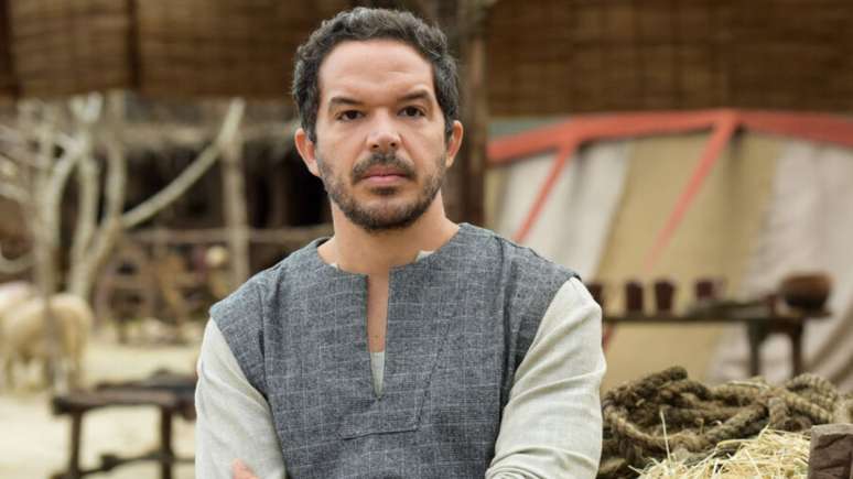 Fifo Benicasa: From Biblical Highlights to Scheming Detective, Actor in Transformation