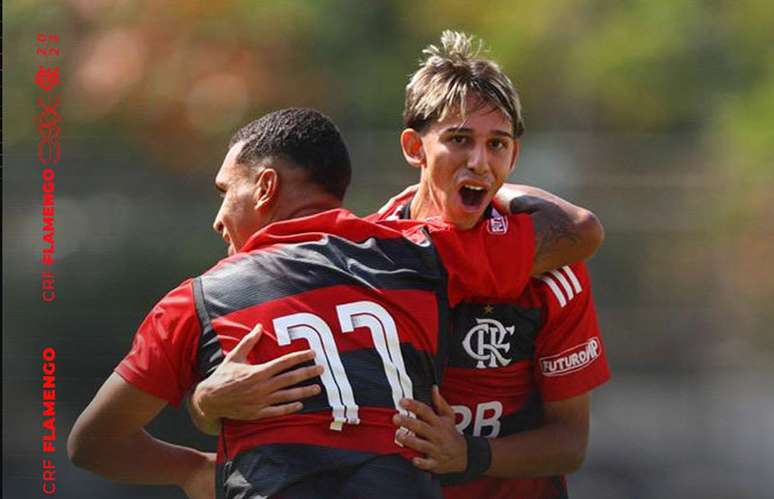 Flamengo bate o Santos em jogo com três gols em 12 minutos