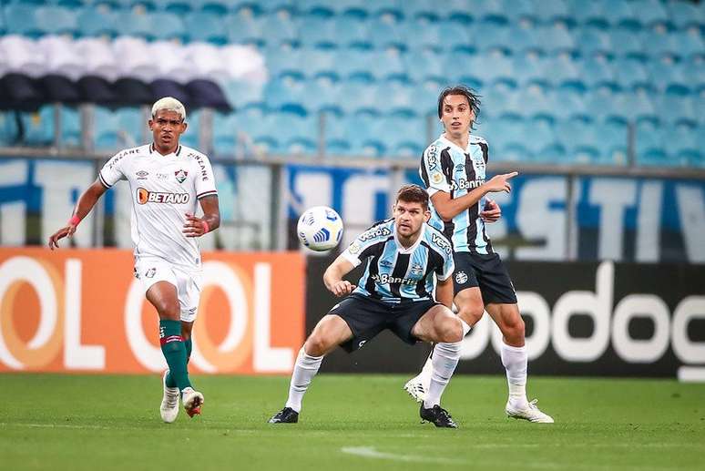 Fluminense x Grêmio: onde assistir, escalações e horários do jogo pelo  Brasileirão