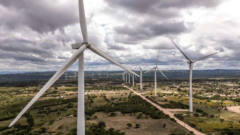 Dois parques eólicos têm literalmente tirado o sono de agricultores de Caetés