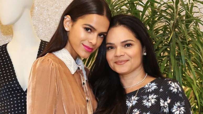In addition to Larissa Manoela, the actress Bruna Marquezine also had an argument with her entrepreneur mother