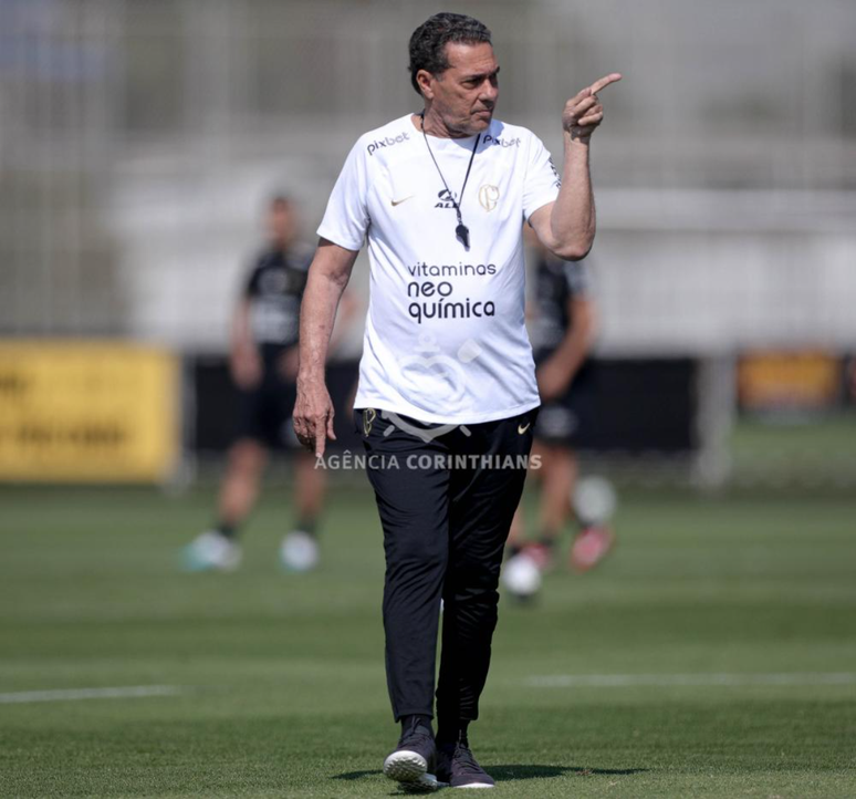Confira as notas dos jogadores do Corinthians após a vitória sobre o  Coritiba