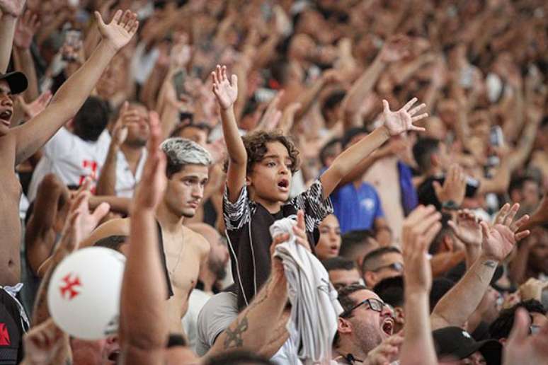 Vasco garante jogo contra Atlético-MG no Maracanã