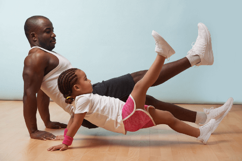 To prevent childhood obesity, it is important for parents to encourage their children to exercise. 