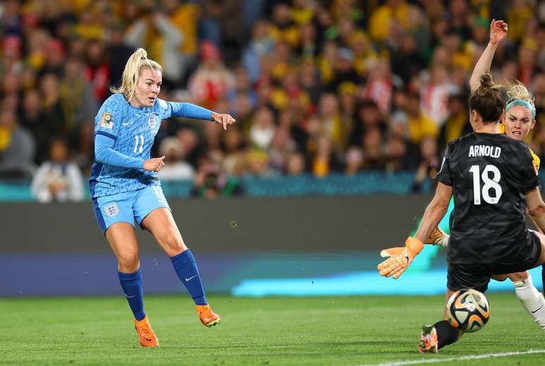 Lauren Hemp fez o segundo gol contra Austrália na semifinal