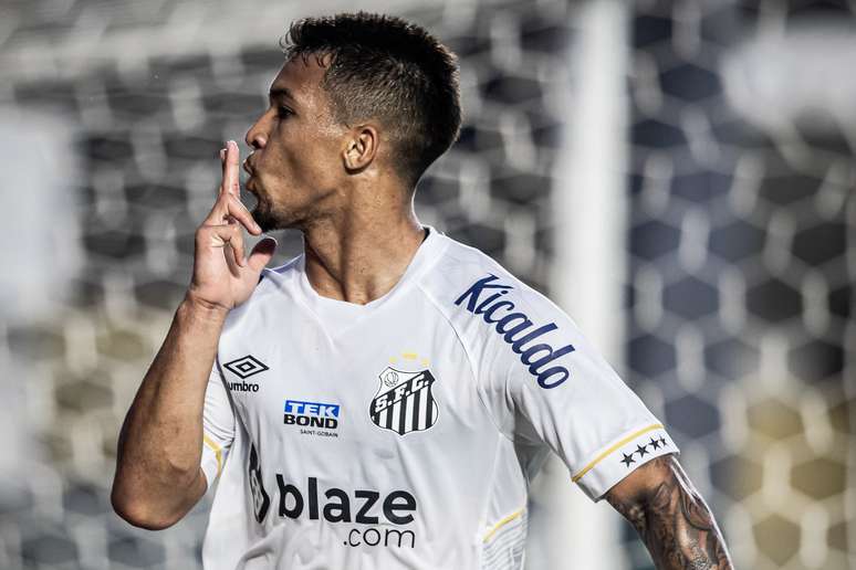 Marcos Leonardo has been involved in seven of Santos’ last eight goals this season