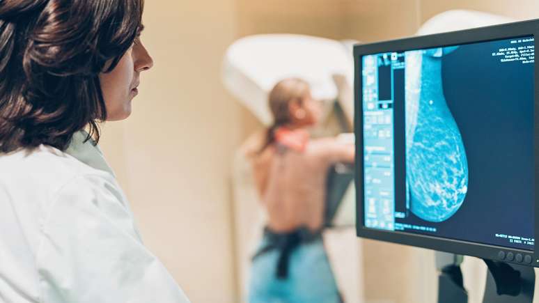 Self-exams and routine tests are important for cancer detection